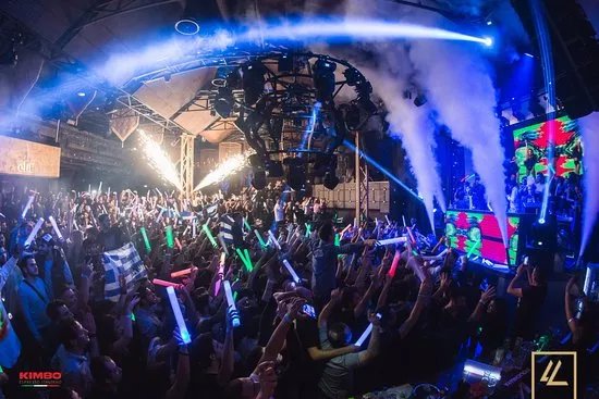 Lohan Nightclub