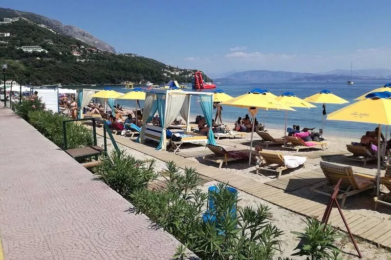 Villa Valia Seaside (Private natural estate villa-Ipsos bay Corfu)