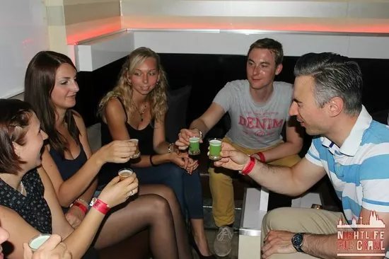 Nightlife Pub Crawl in Koln