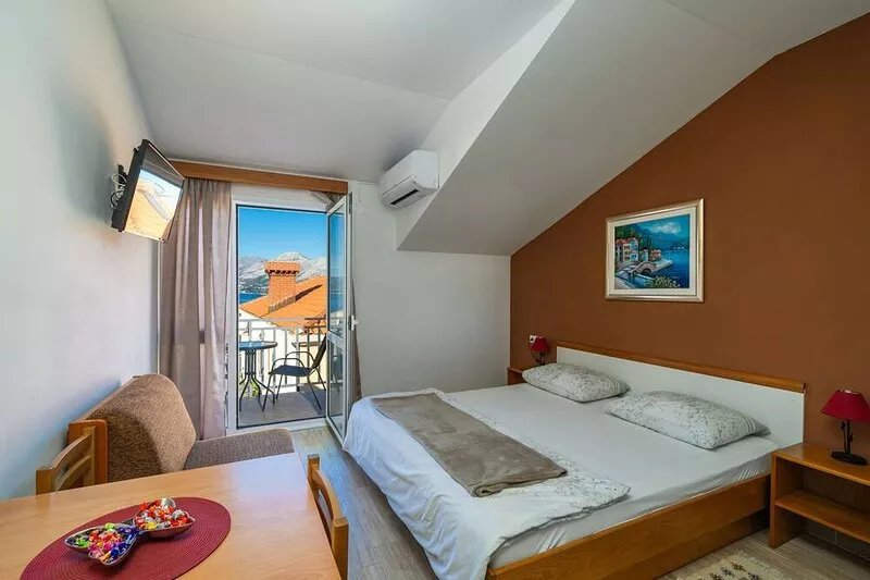Apartments Senjo - Studio Apartment with Balcony and Sea View