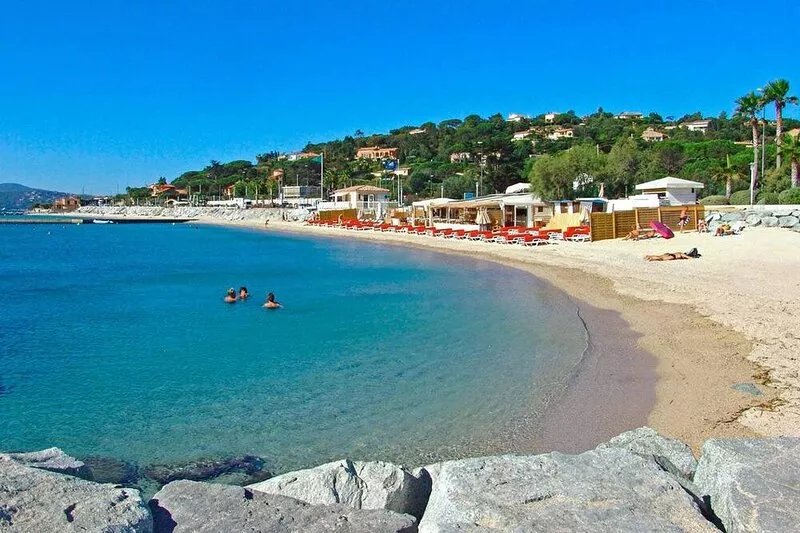 Mini-villa of 52 m² for 2-4 people with pool and spa, close to the beach