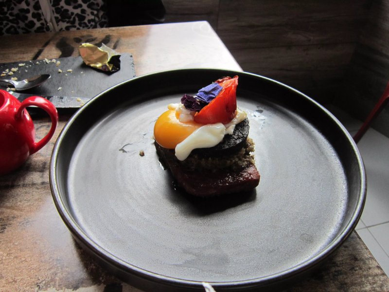 Creme De La Creme Bistro