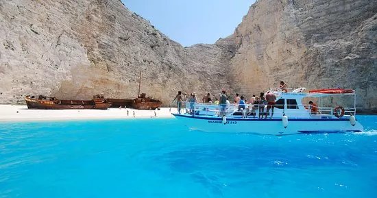 Porto Vromi Maries Cruises & Fun