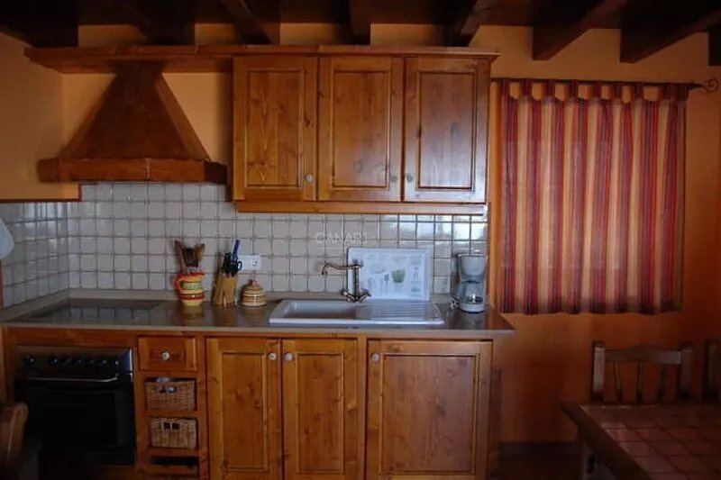 Charming Casa Cabrera with stunning sea views and spacious terrace