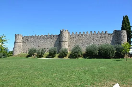 Castello di Moniga del Garda