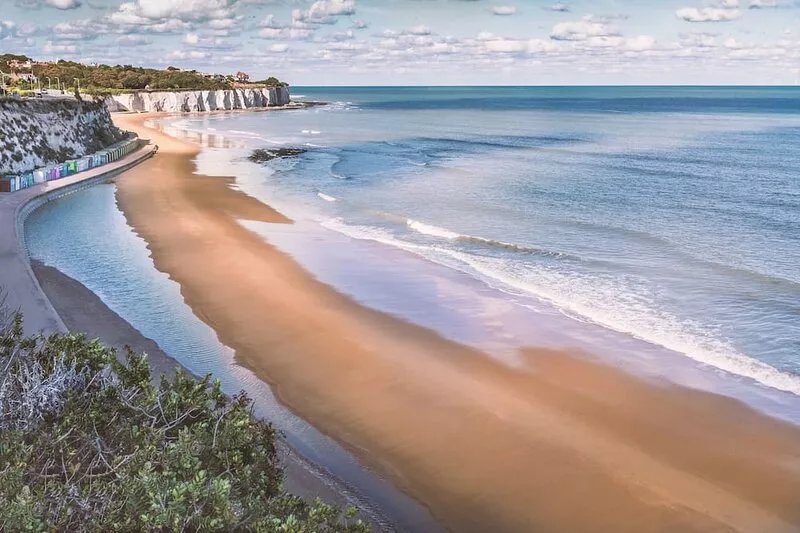 Seasalt - luxury Broadstairs home - sea views 3 minutes to beach and town centre