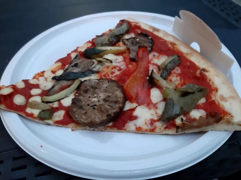 Pizzeria al taglio Black and White