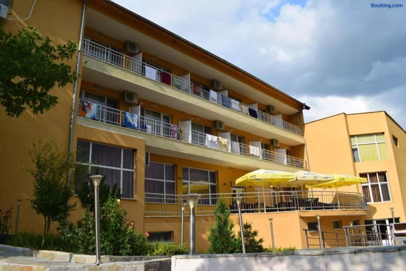 Hotel Bojur