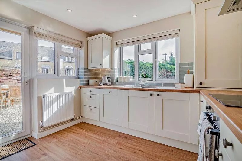 Cosy, excellently located, dog friendly - Ways End