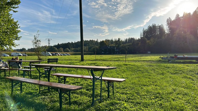 Hof-Biergarten Grenzebach