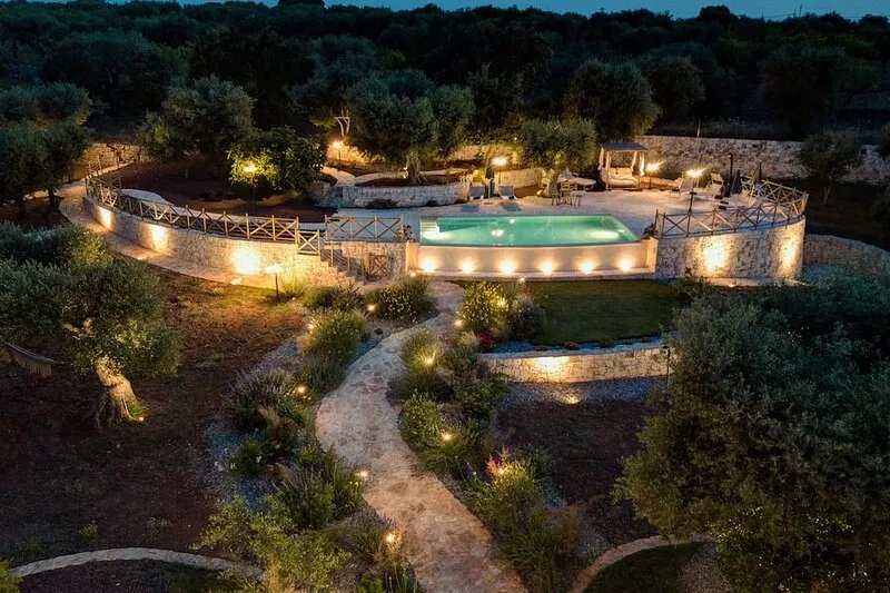 New renovation Luxury Trulli ERICLA Resort with infinity pool and olive trees