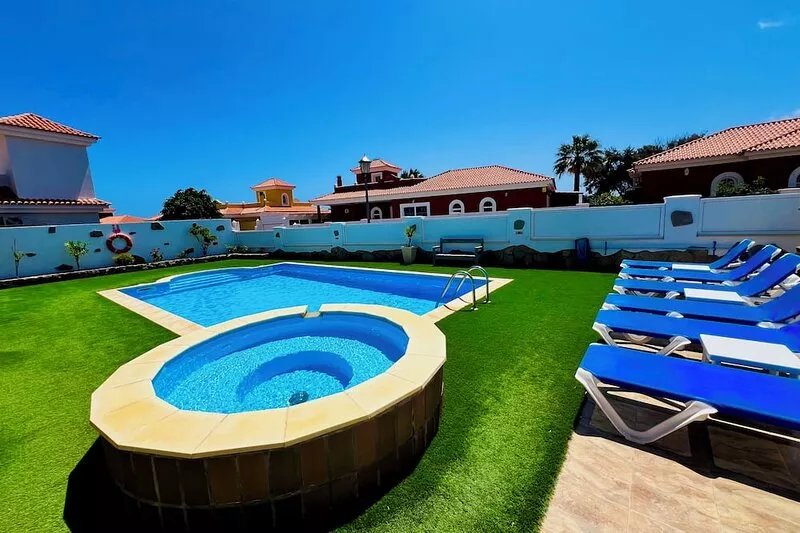 Luxury Villa on Golf Resort