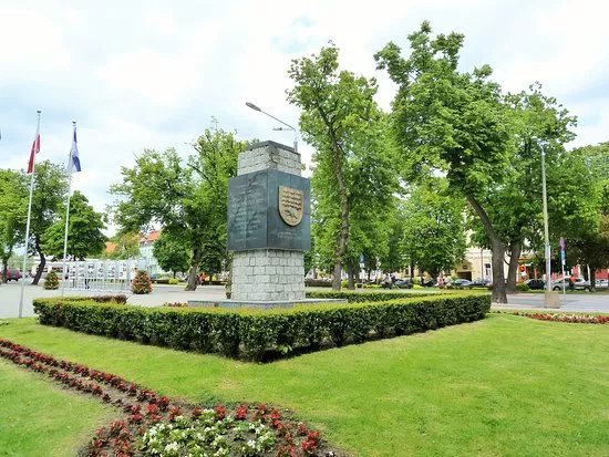 Pomnik Wojciecha Ketrzynskiego