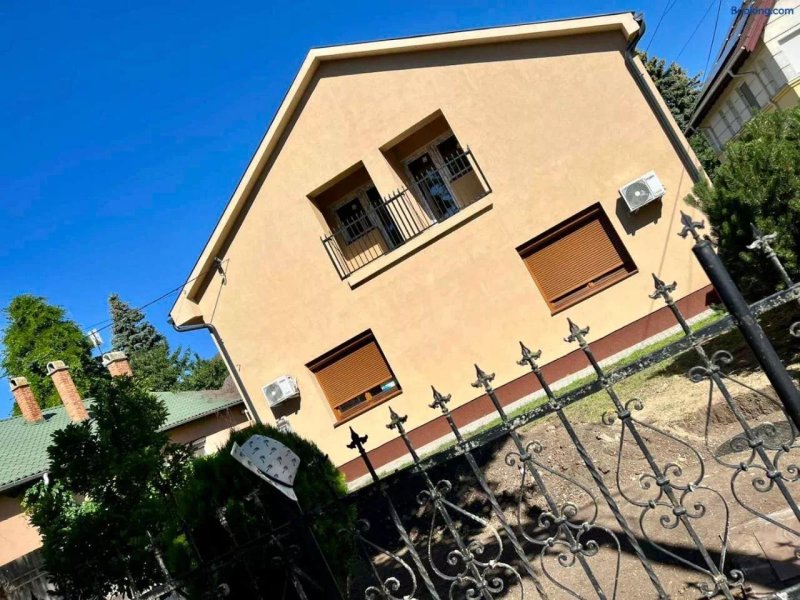 Zsuzsa Apartman Hajduszoboszlo