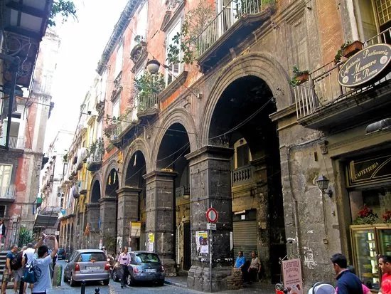 Via Dei Tribunali
