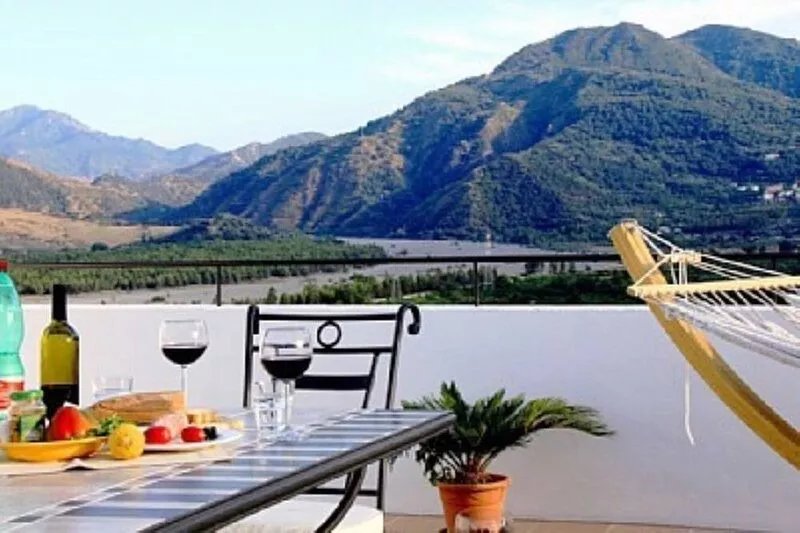 Sicilia - Casa Bianca Grande apartment for 2-8 persons