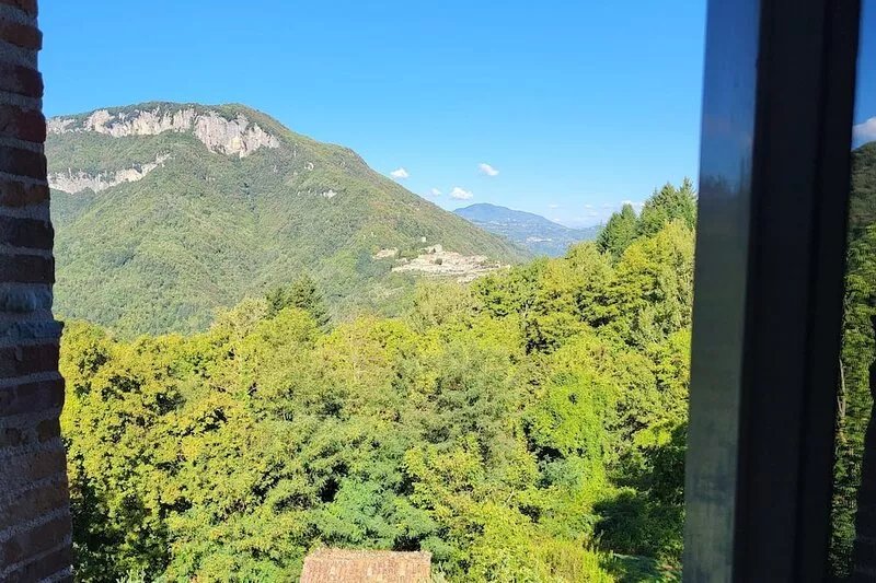 Villa degli Archi, Private pool, mountain views, WIFI, 3 terraces, mature garden