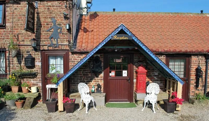 COTTAGE SLEEPING 4 HAYSTACK/HAYLOFT NEXT TO FOX COVERT PUB YARM
