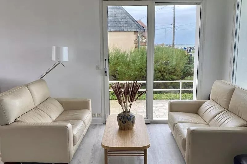 The house right on the water with direct access to the beach.