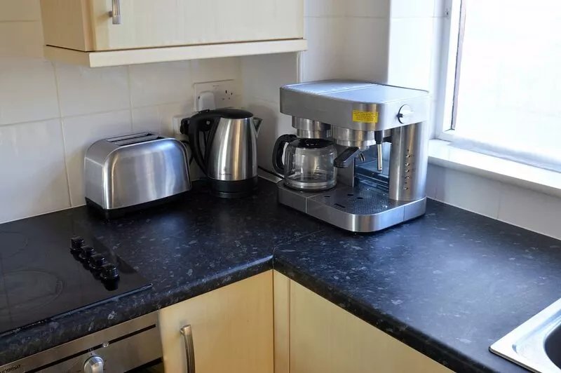 Quiet, Family-friendly 1br House, free parking available - East London