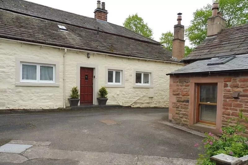 Owl Cottage, Appleby in Westmorland. pet friendly with prior arrangement