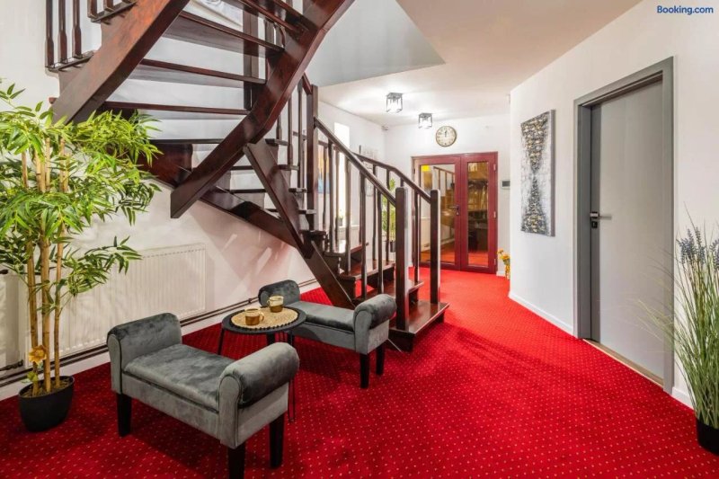 HighNest Apartments