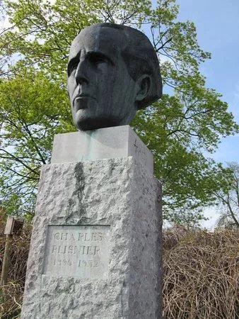 Buste PLISNIER Charles