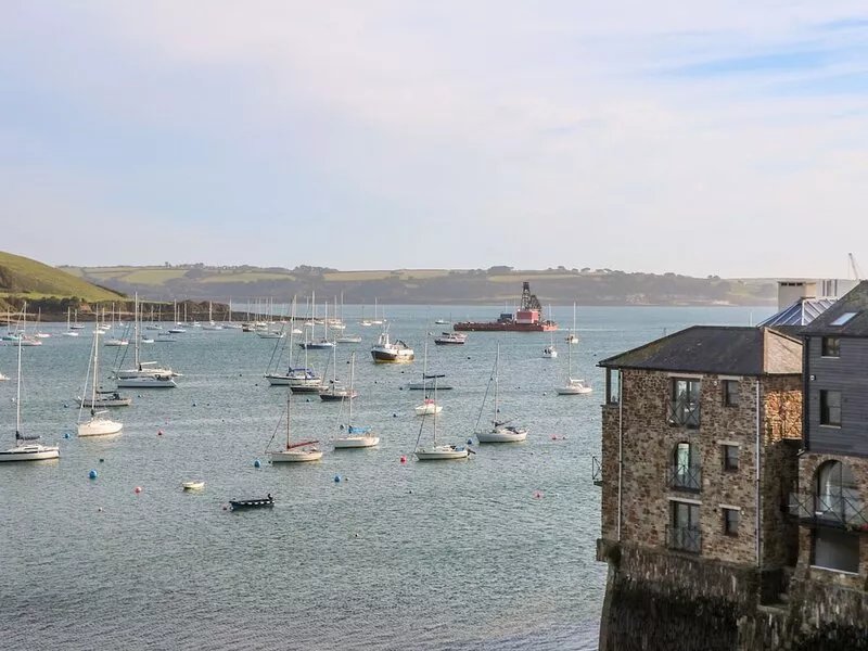 TOADSTOOLS, pet friendly, character holiday cottage in Penryn
