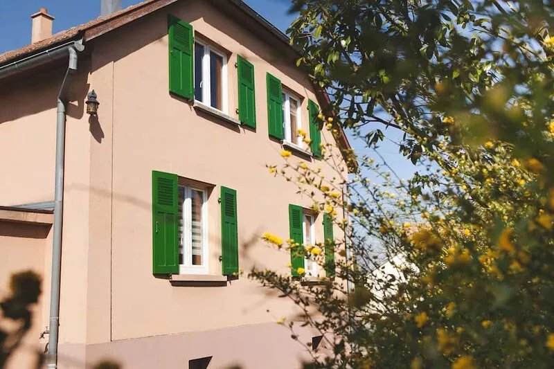 This is a detached house close to Colmar