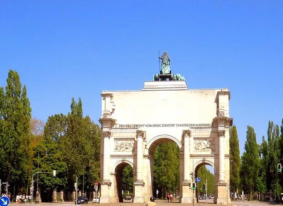 Siegestor