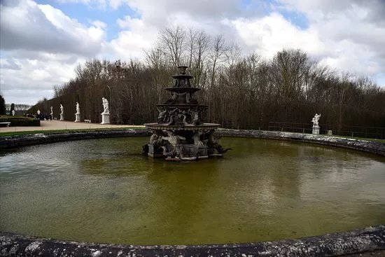 Bassin de la Pyramide