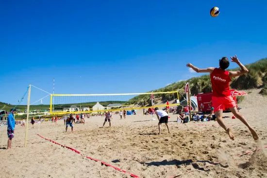 Beach Volleyball School