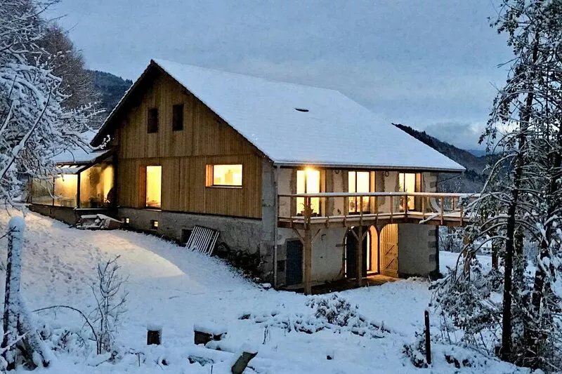 Exceptional Farmhouse - 7 Bedrooms / 7 Bathrooms - Great comfort and great calm
