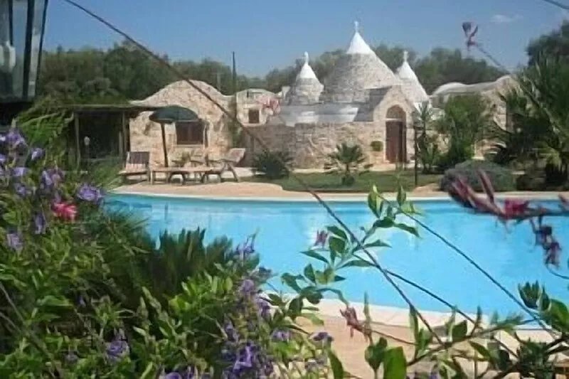 Trullo Santana With A Stunning 16 X 8 Metre Pool