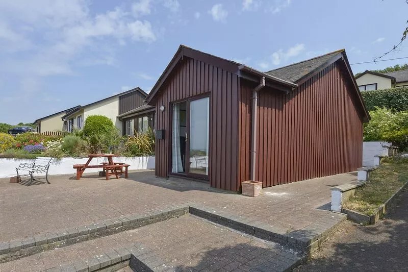 SOUNDVIEW, family friendly, country holiday cottage in Down Thomas