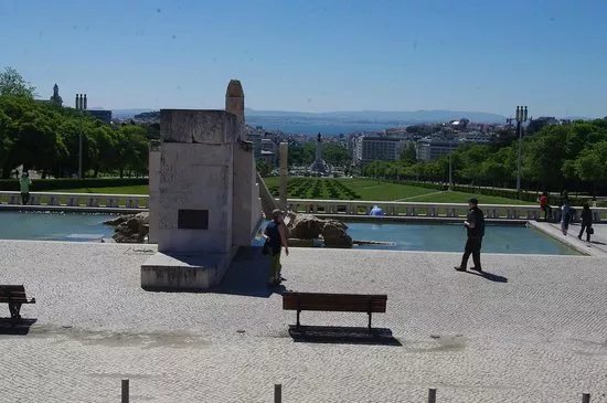 Lisbon Hop-on Hop-off Sightseeing Tours