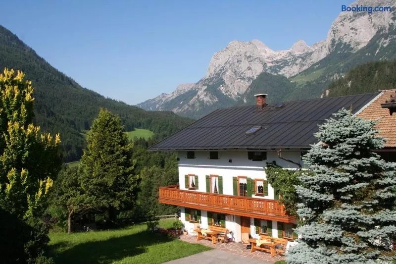 Gästehaus Pension Knotzenlehen
