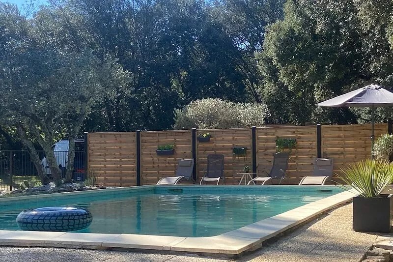 Issola - Maison familiale avec piscine