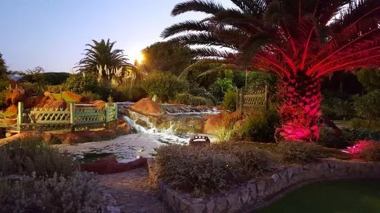 Tropical Golf