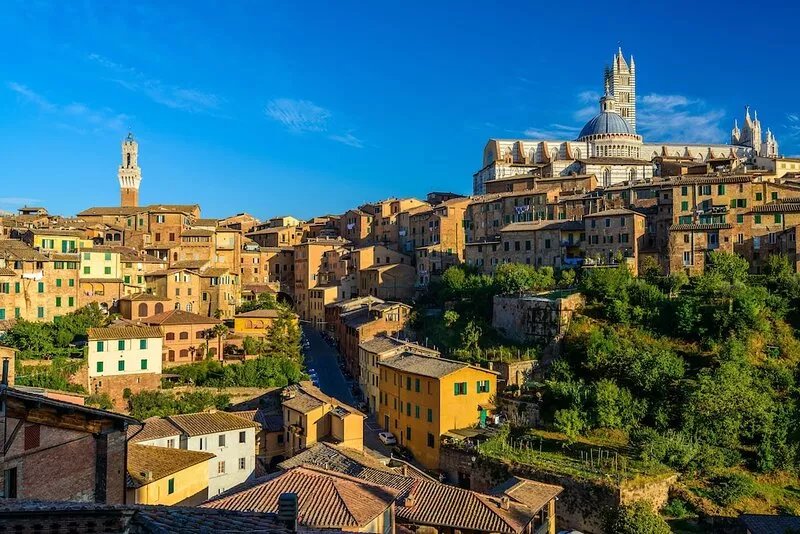 Penthouse in Siena's Heart with Elevator & Parking