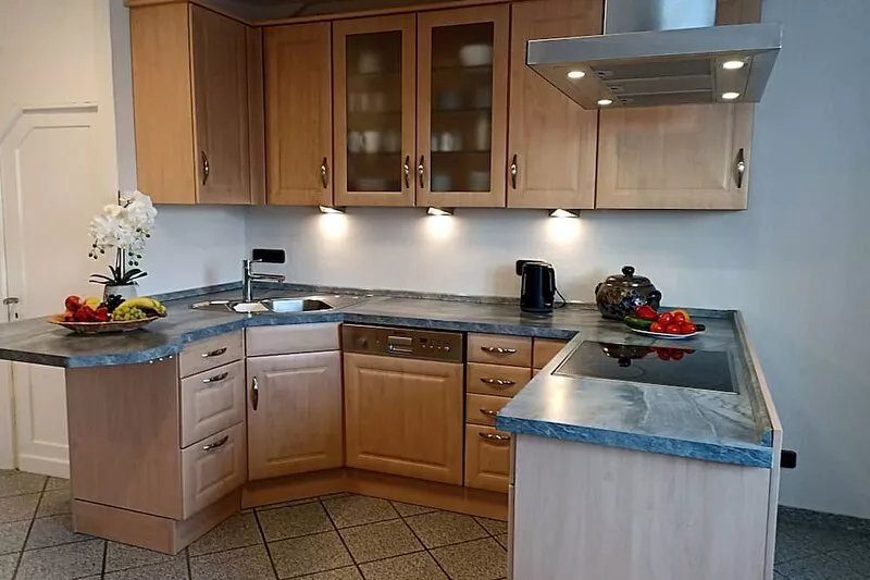Vacation home for up to 13 people 5 bedrooms fenced garden