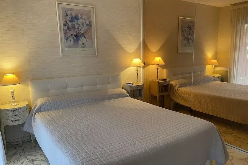 Vence charming apartment near historic town 15 minutes from the beaches