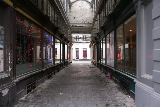 Glass Alley