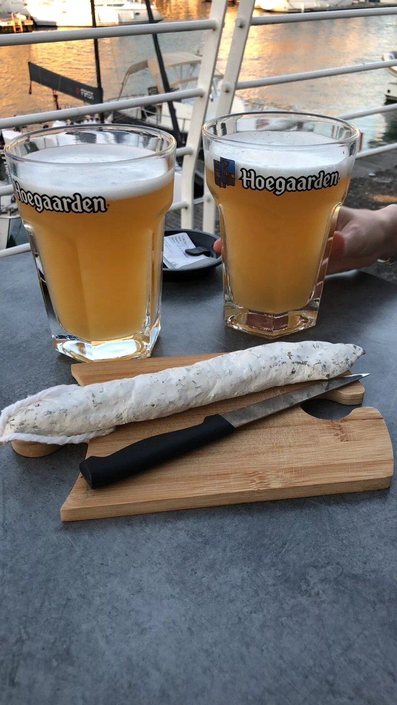 Cafe de la promenade