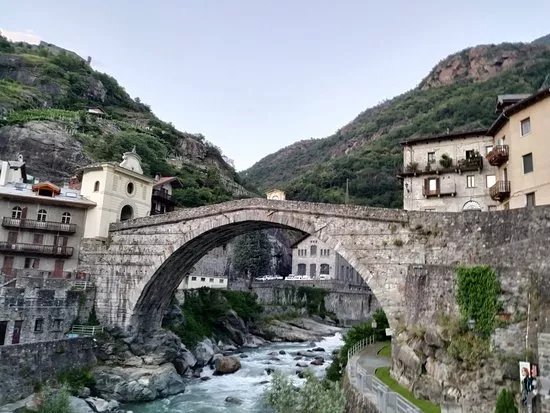 Il ponte romano di Pont-Saint-Martin
