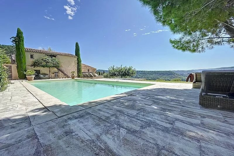 Exclusive 16 beds property, 7 AC rooms, tennis, heated pool, SPA,... & Chef!