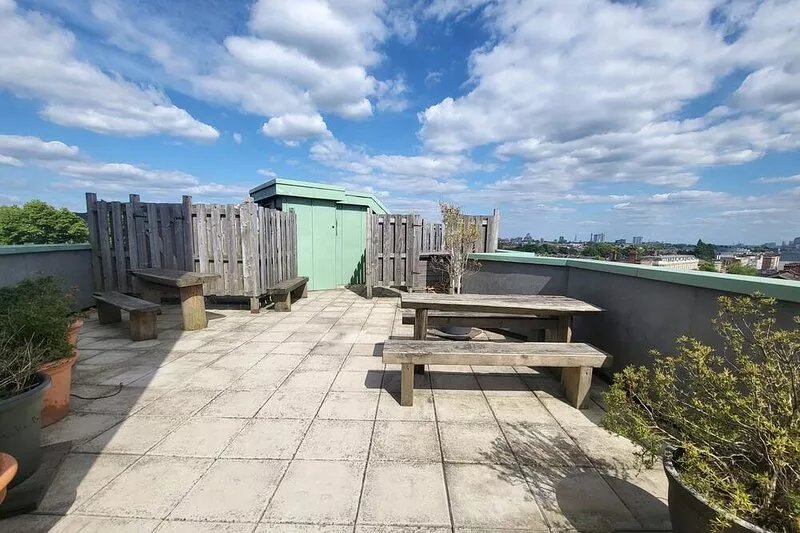Garland Two Bedroom Apartment 1Min Walk to Station