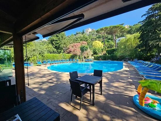 Saroli Tennis Club