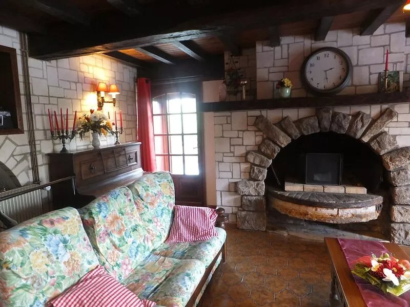 holiday cottage rental for 4 to 5 people