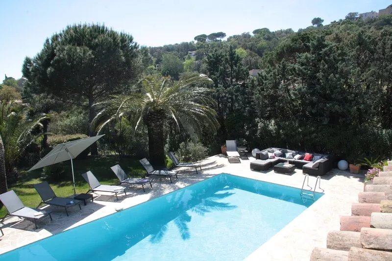 Nice modern villa with private pool and garden, near beaches, gulf of St Tropez